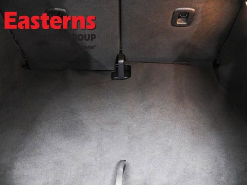 Used 2018 Volkswagen Beetle 2.0T S image 9