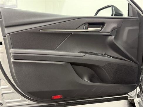 Certified 2025 Toyota Camry LE image 13