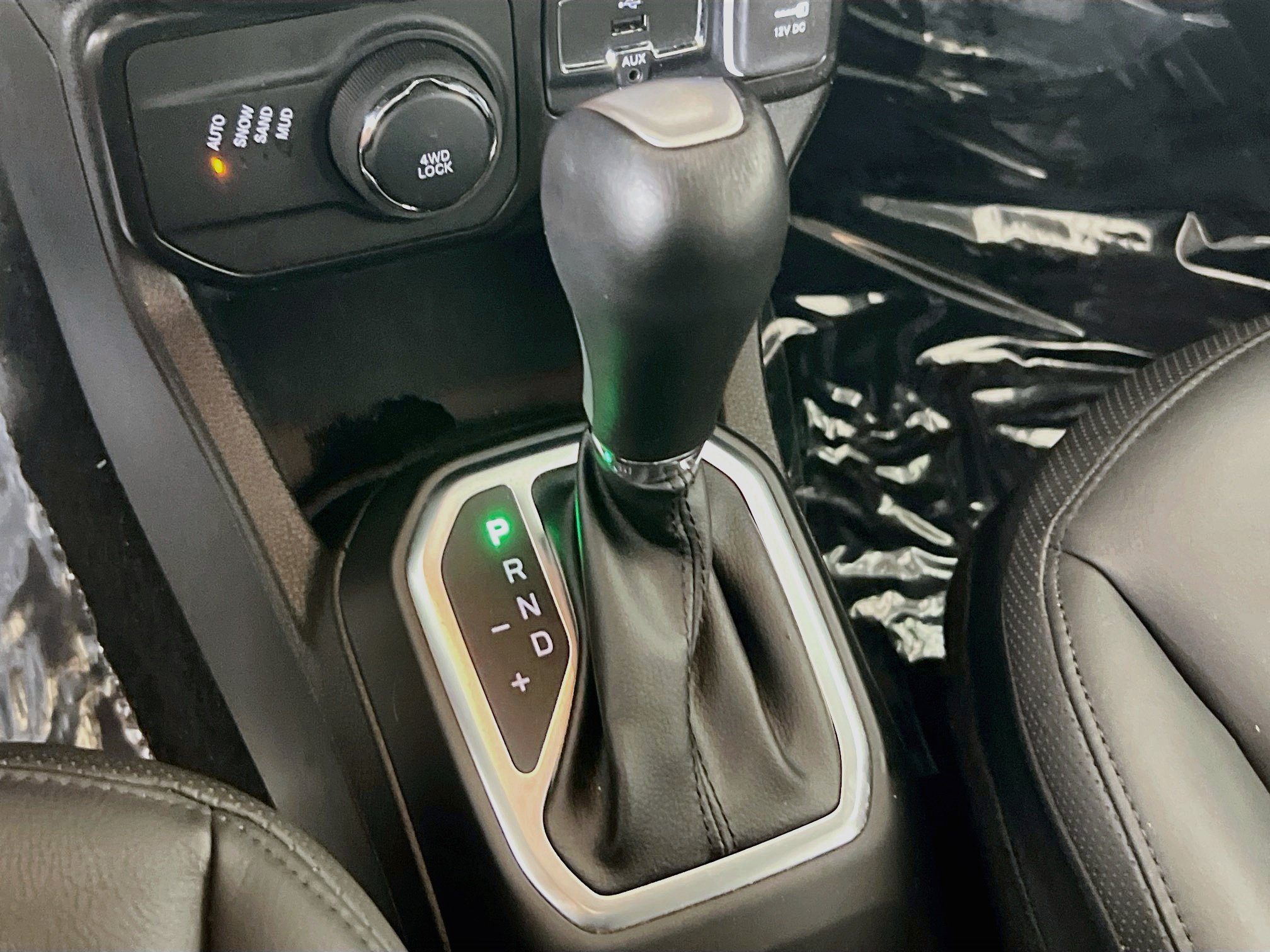 Used 2023 Jeep Renegade Limited AWD/4WD image 17