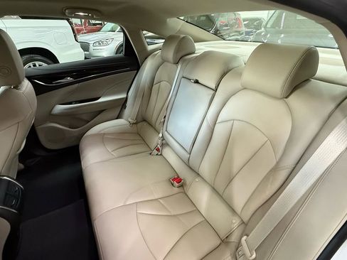 Used 2018 Buick LaCrosse Preferred image 16