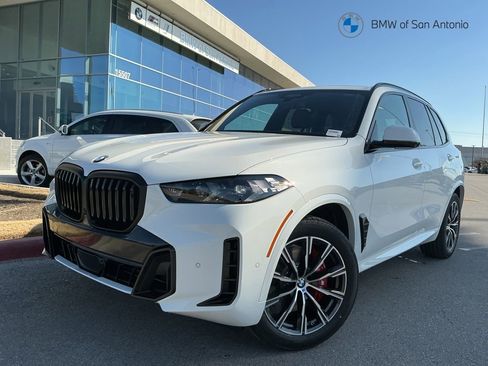 New 2026 BMW X5 xDrive40i w/ M Sport Package image 1