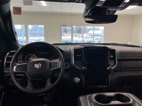Used 2024 RAM 1500 Laramie image 17