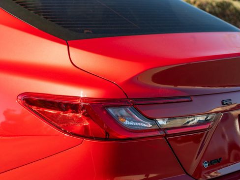 Used 2025 Toyota Camry LE FWD image 17
