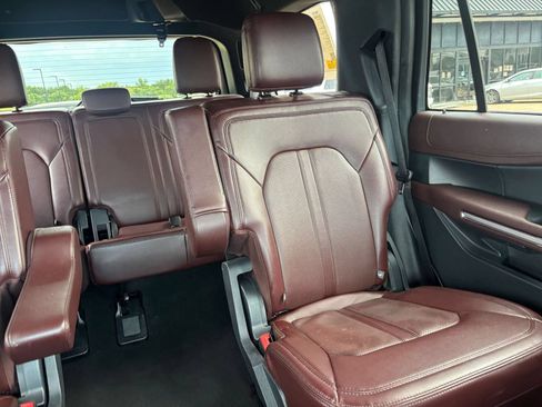 Used 2024 Ford Expedition Limited AWD/4WD image 42