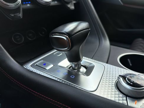Used 2022 Genesis G70 3.3T RWD image 26