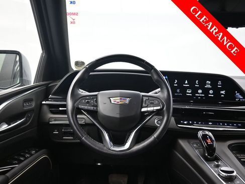 Used 2024 Cadillac Escalade ESV Sport w/ Heavy-Duty Trailer Package image 39