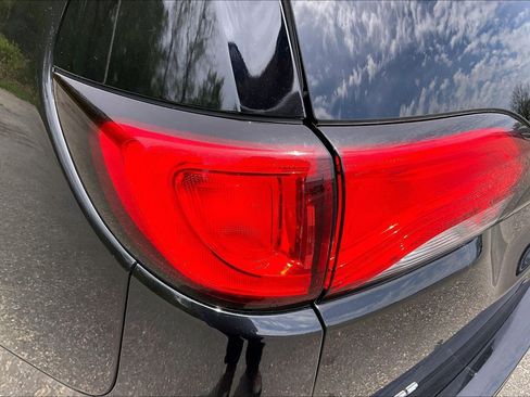 Certified 2023 Chrysler Voyager LX FWD image 28
