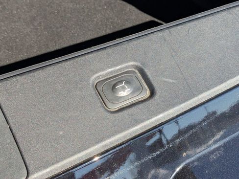 Used 2025 Ford Expedition Max Platinum image 39