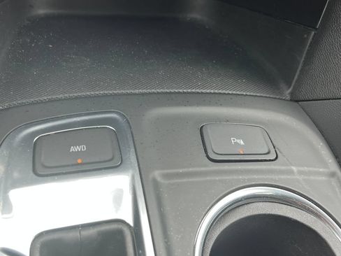 Used 2024 Chevrolet Equinox LT AWD/4WD image 32