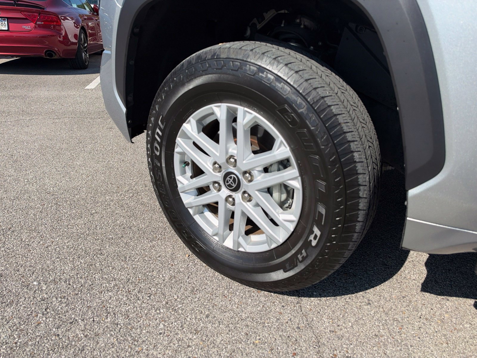 Used 2023 Toyota Tundra SR5 w/ SR5 Convenience Package AWD/4WD image 9