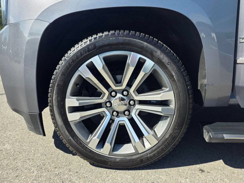 Used 2019 GMC Yukon Denali w/ Denali Ultimate Package AWD/4WD image 10