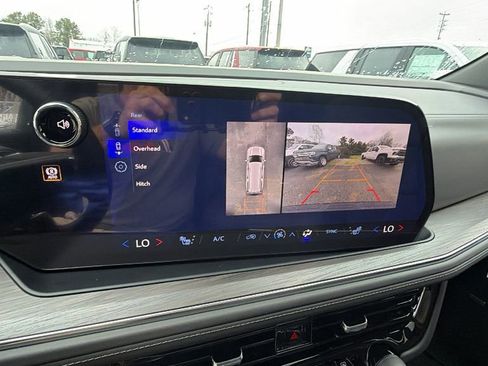 New 2026 Chevrolet Suburban Z71 w/ Comfort Package image 27