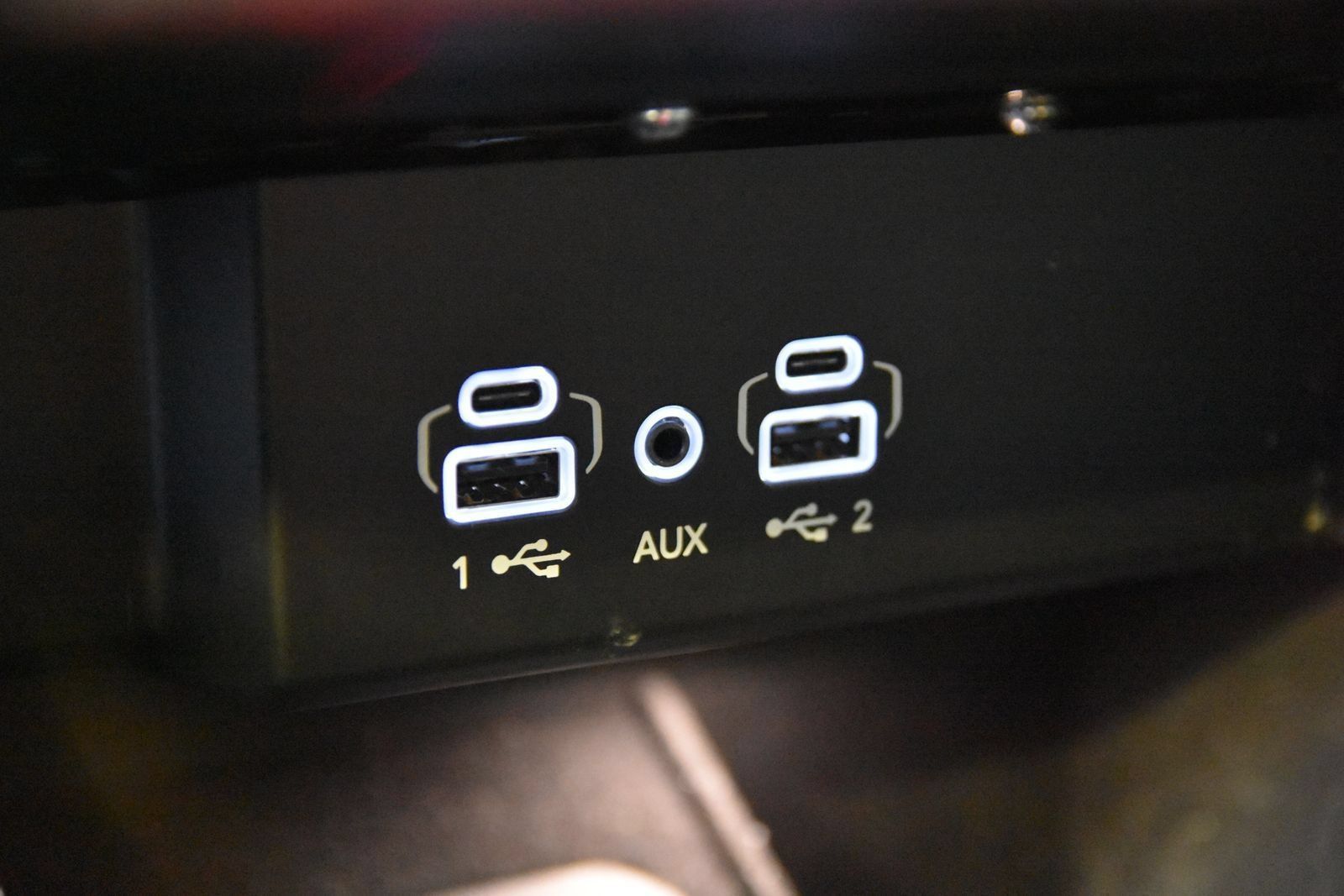 Used 2024 Jeep Wagoneer Series II w/ Flexible Seating Group RWD image 24