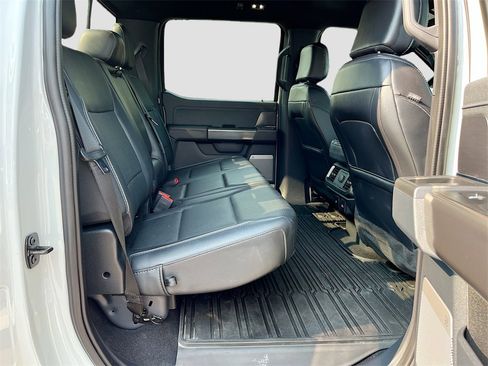 Used 2024 Ford F150 Lariat w/ FX4 Off-Road Package image 25