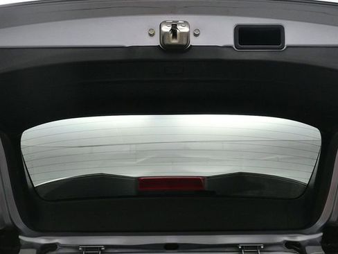 Used 2020 Subaru Crosstrek 2.0i Premium image 14