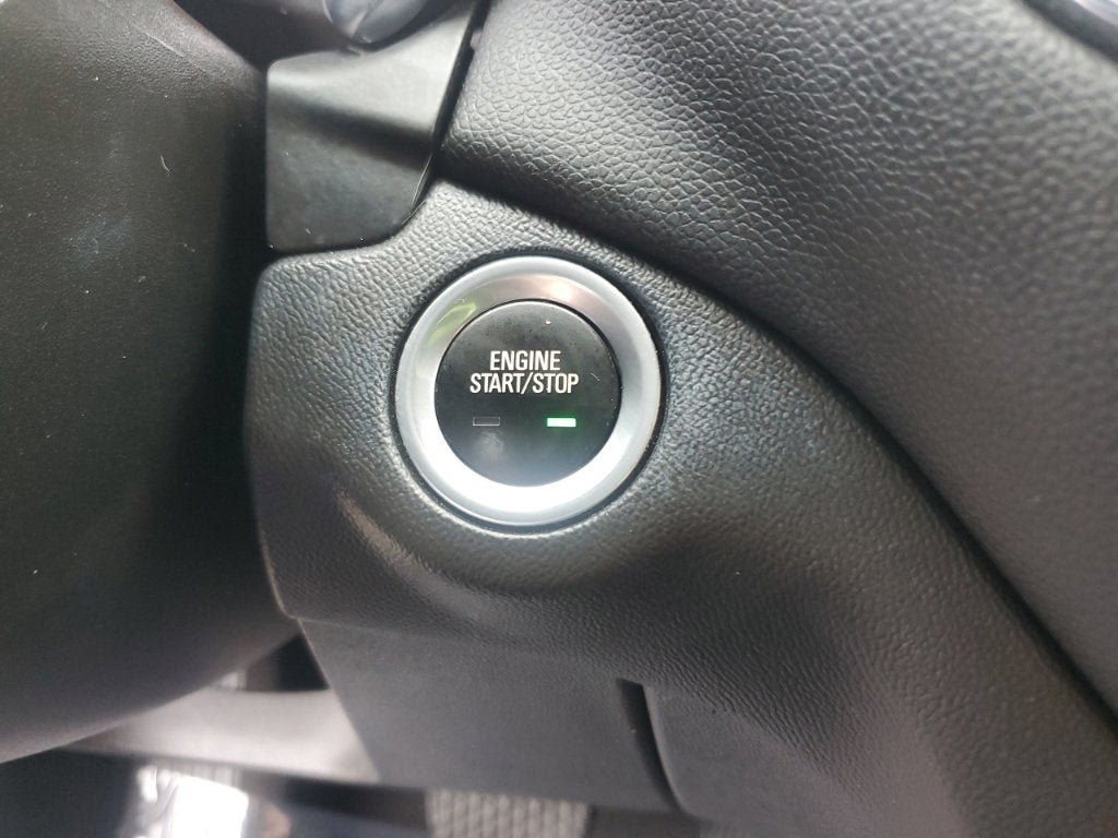 Used 2020 Chevrolet Equinox LT FWD image 27