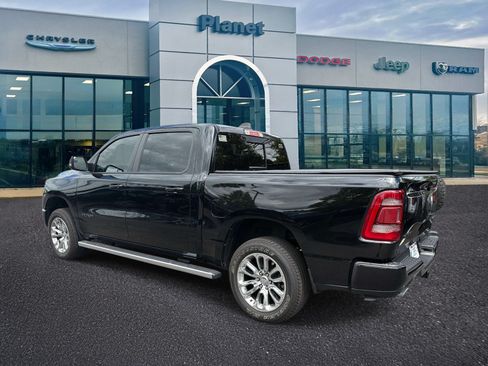 Used 2023 RAM 1500 Laramie AWD/4WD image 3