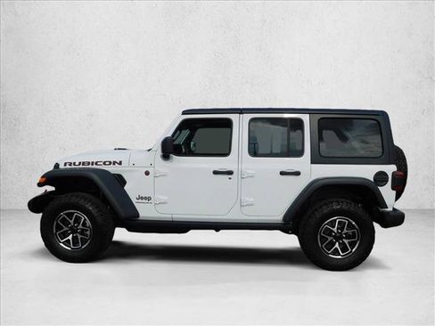 Used 2026 Jeep Wrangler Unlimited Rubicon AWD/4WD image 15