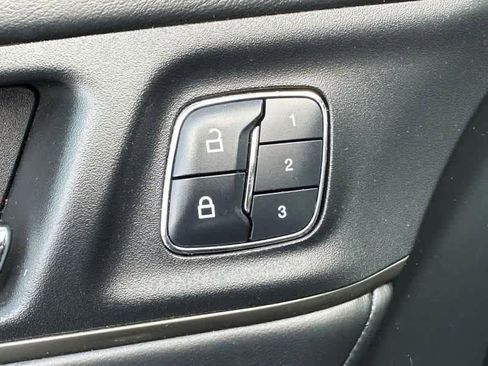 Used 2016 Lincoln MKC Black Label image 43