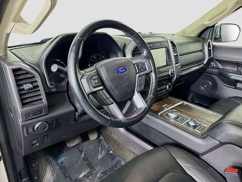 Used 2018 Ford Expedition Max Platinum image 9