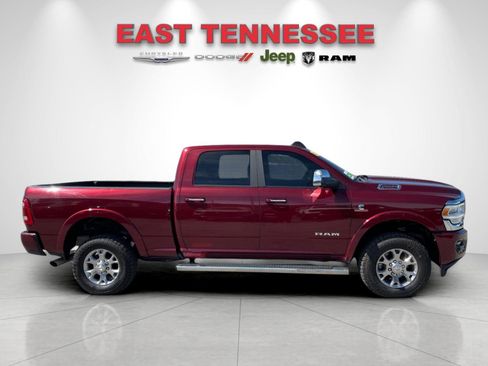 Used 2022 RAM 2500 Laramie AWD/4WD image 2