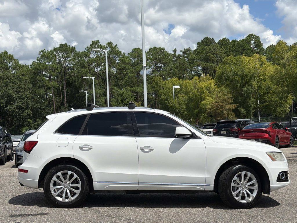 Used 2017 Audi Q5 2.0T Premium w/ Audi MMI Navigation Plus AWD/4WD image 3