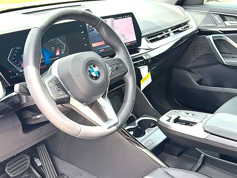 New 2026 BMW X1 xDrive28i w/ Convenience Package AWD/4WD image 9