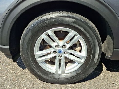 Certified 2023 Ford Explorer XLT AWD/4WD image 10
