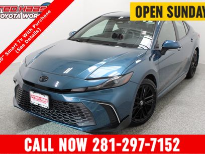 Used 2025 Toyota Camry SE w/ Convenience Package