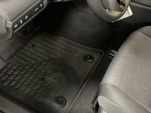 Used 2026 Toyota Camry LE image 17