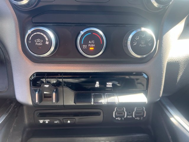 Used 2019 RAM 1500 Big Horn AWD/4WD image 14
