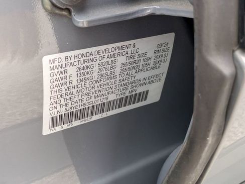 Used 2025 Acura MDX A-Spec image 36