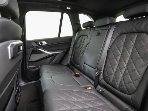 New 2026 BMW X5 xDrive40i w/ M Sport Package image 22