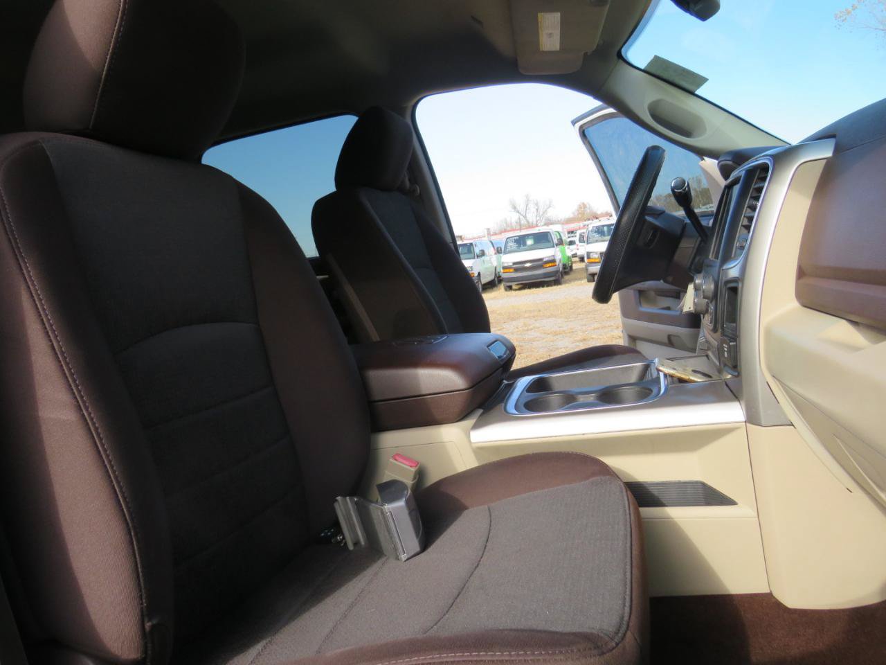Used 2017 RAM 2500 Big Horn AWD/4WD image 19