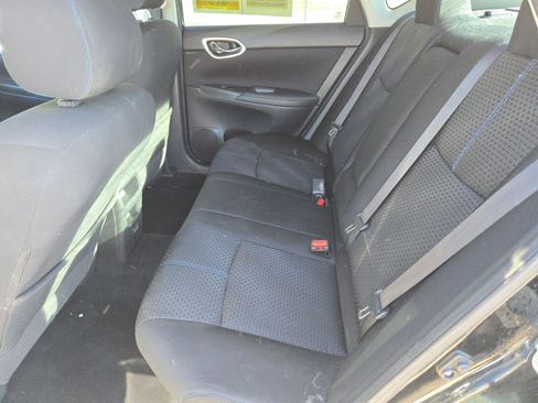 Used 2018 Nissan Sentra SR w/ SR Midnight Edition Package image 13