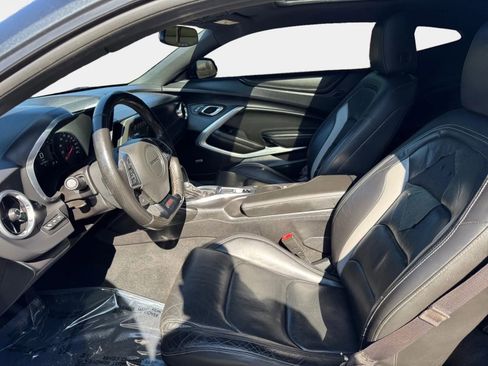 Used 2016 Chevrolet Camaro SS image 9