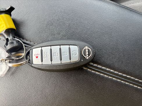 Used 2025 Nissan Altima 2.5 SV FWD image 24