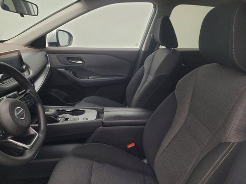Used 2021 Nissan Rogue SV FWD image 17