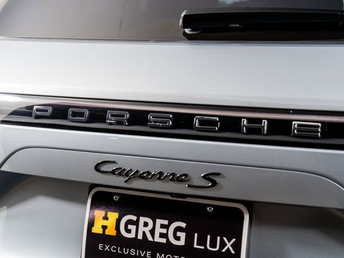 Used 2022 Porsche Cayenne S image 14