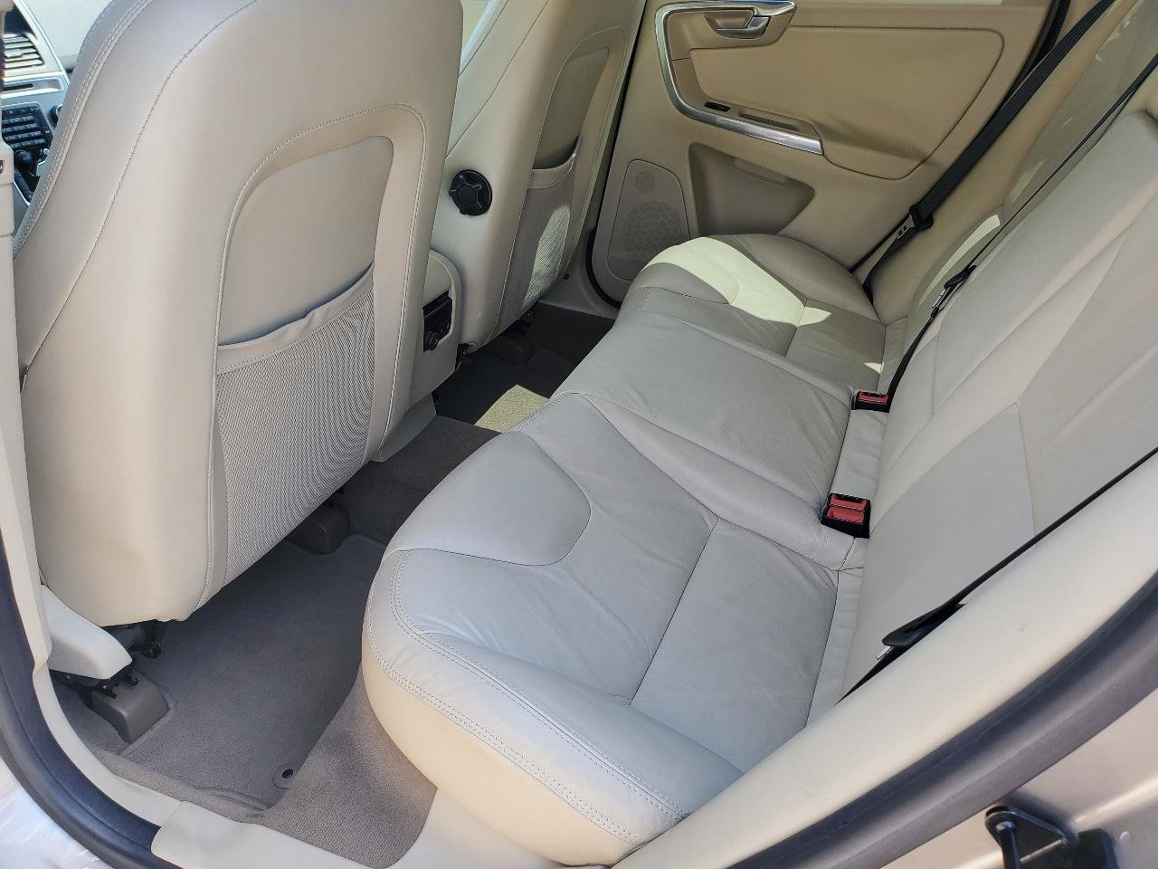 Used 2013 Volvo XC60 3.2 FWD image 14