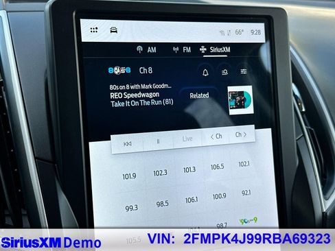 Used 2024 Ford Edge SEL image 35