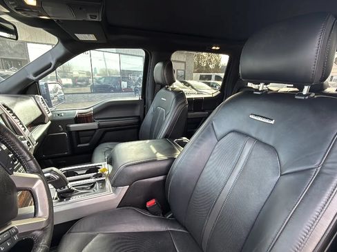 Used 2016 Ford F150 Platinum w/ Technology Package AWD/4WD image 16