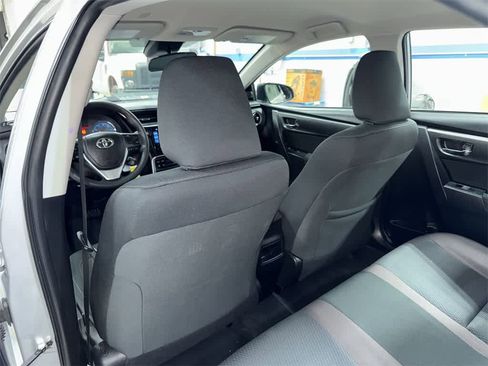 Used 2019 Toyota Corolla LE image 26