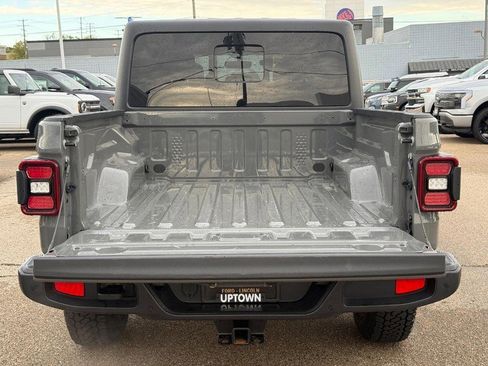 Used 2021 Jeep Gladiator Sport image 8
