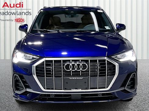 Used 2025 Audi Q3 2.0T Premium w/ Convenience Package image 2