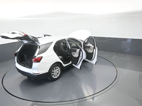 Used 2023 Chevrolet Equinox LS image 68