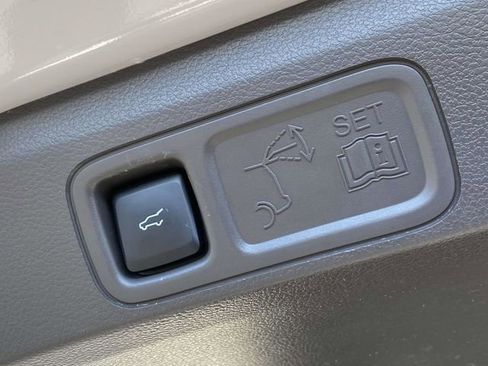 Used 2024 Lincoln Navigator L Reserve image 15