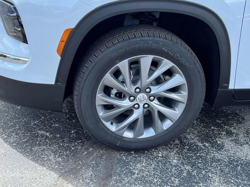 New 2026 Buick Enclave Preferred w/ Power Package image 10