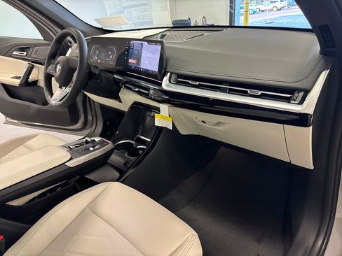 New 2026 BMW X1 xDrive28i w/ Convenience Package image 40