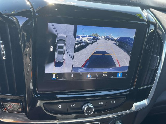 Used 2023 Chevrolet Traverse RS AWD/4WD image 29